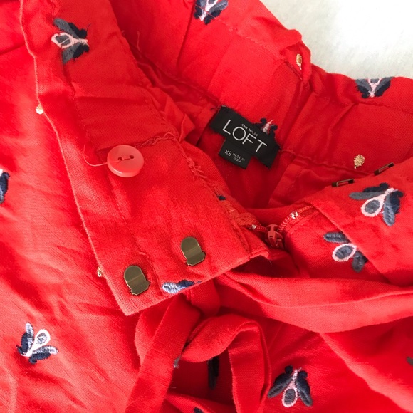 LOFT Linen Firefly Shorts with Tie - Picture 2 of 5